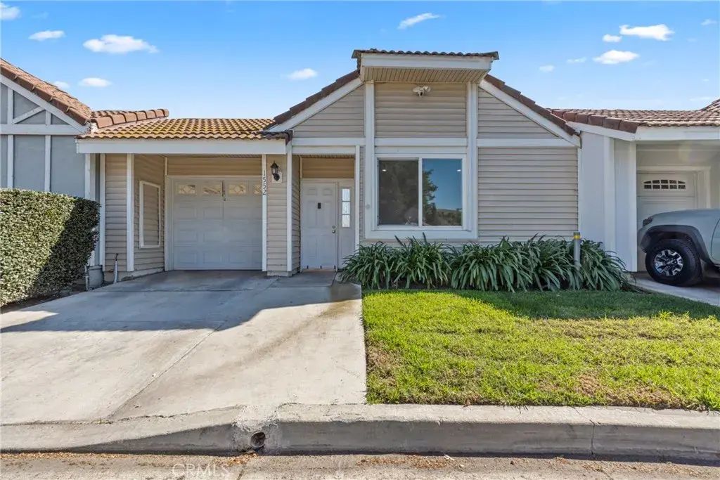 1552 Club Drive, Pomona