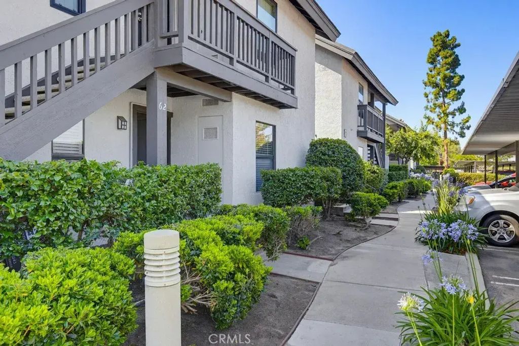 62 Orange Blossom, Irvine