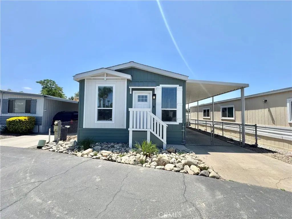 21601 Canyon 21, Wildomar