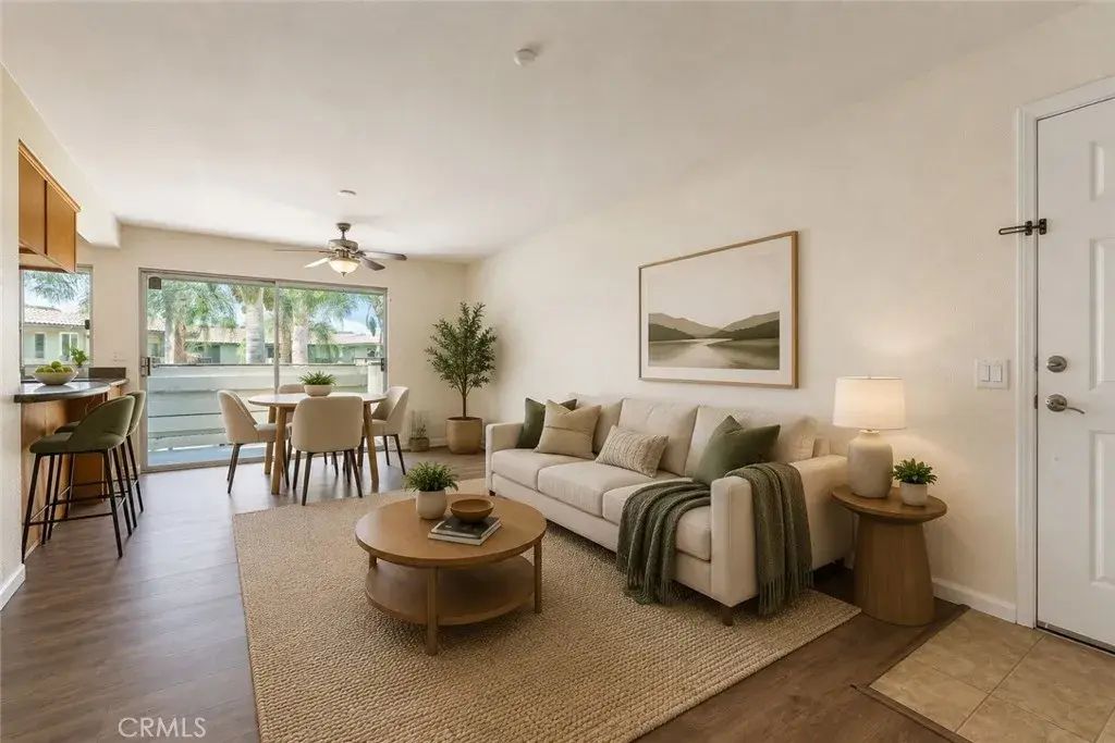 615 Fredricks 104, Oceanside