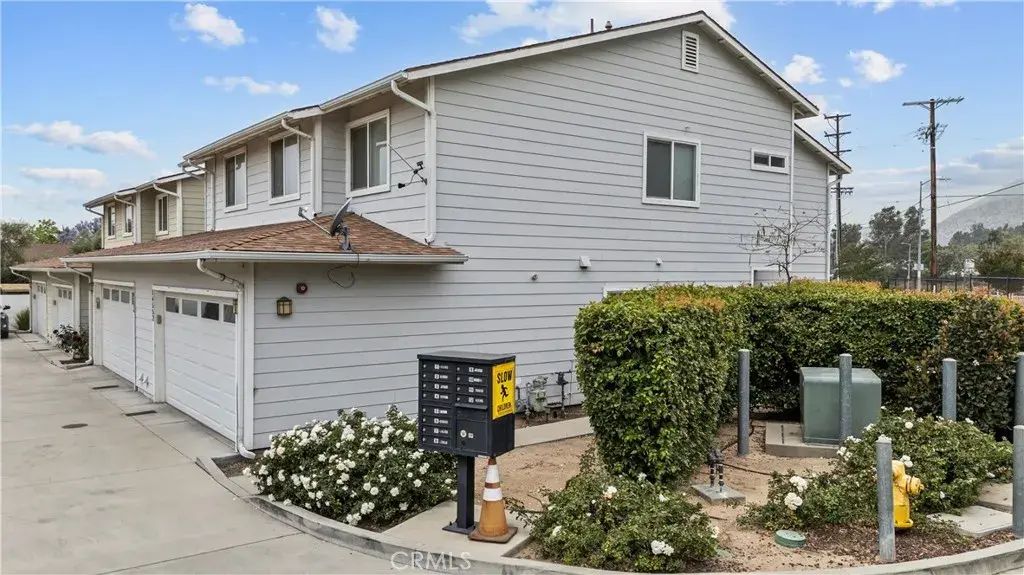 14552 Foothill, Sylmar