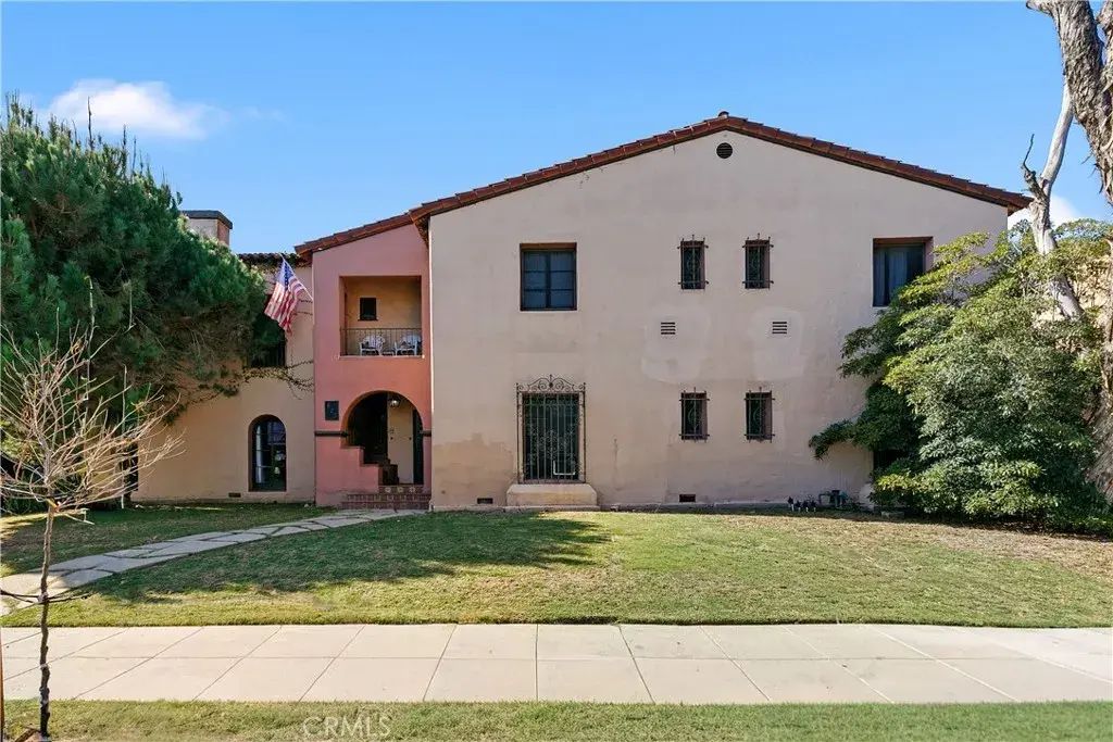 819 S Curson Avenue, Los Angeles
