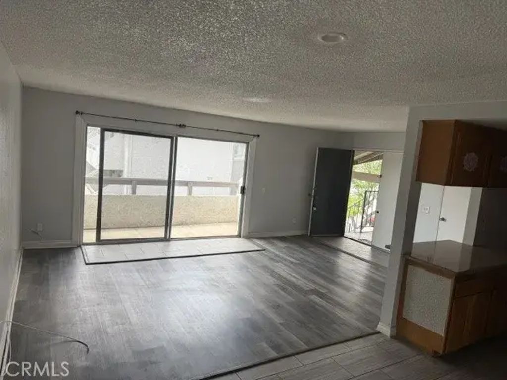 16970 Marygold 62, Fontana