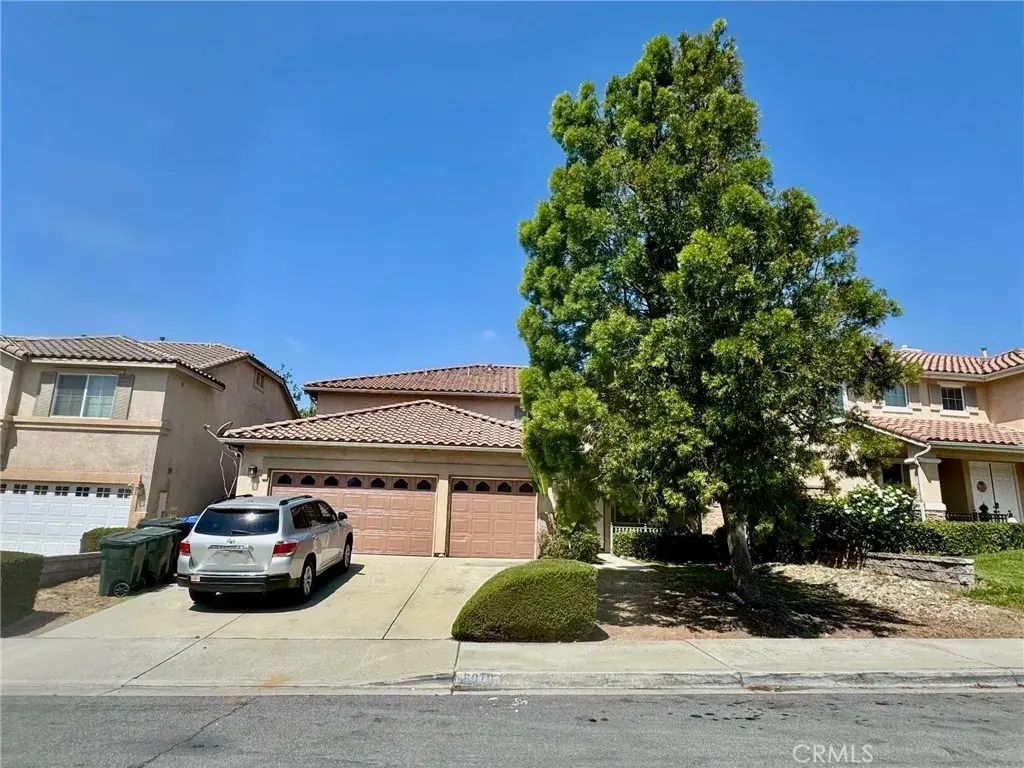 6076 Brookside, Fontana