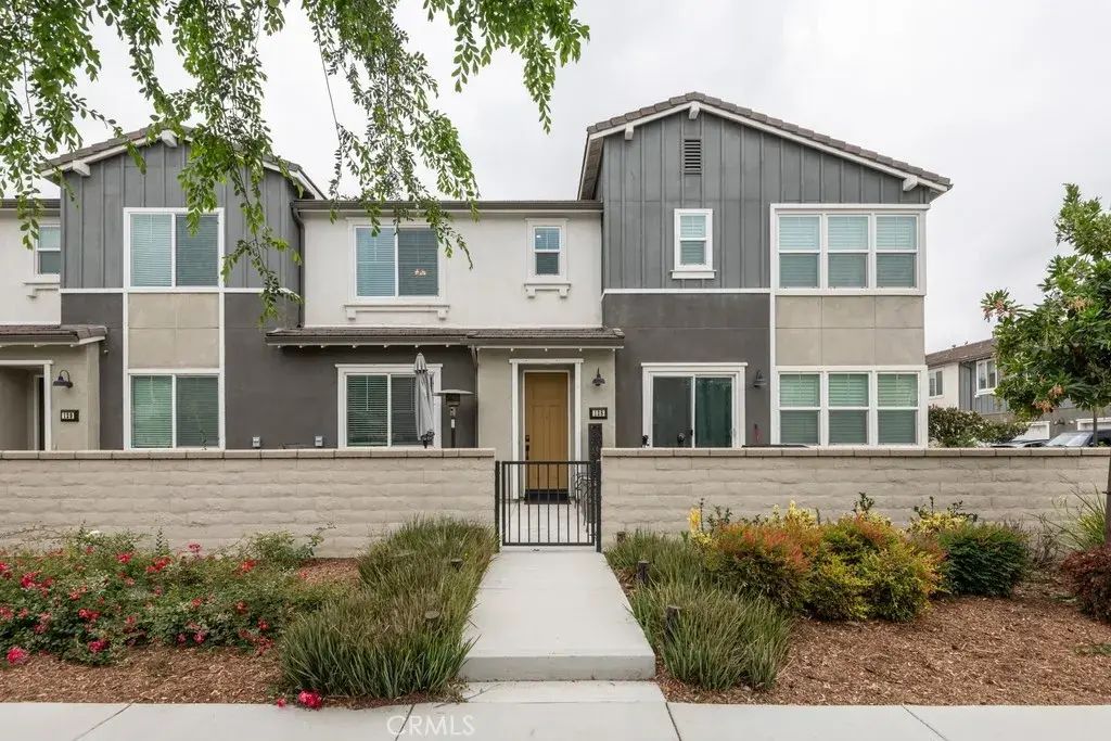 3562 E Moonlight Street 128, Ontario