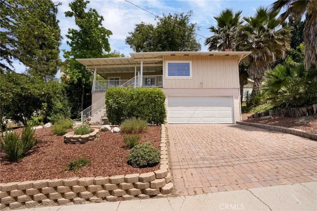 21823 Providencia Street, Woodland Hills