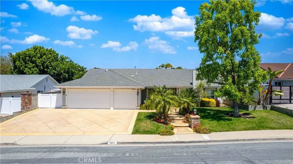 2934 Globe Avenue, Thousand Oaks