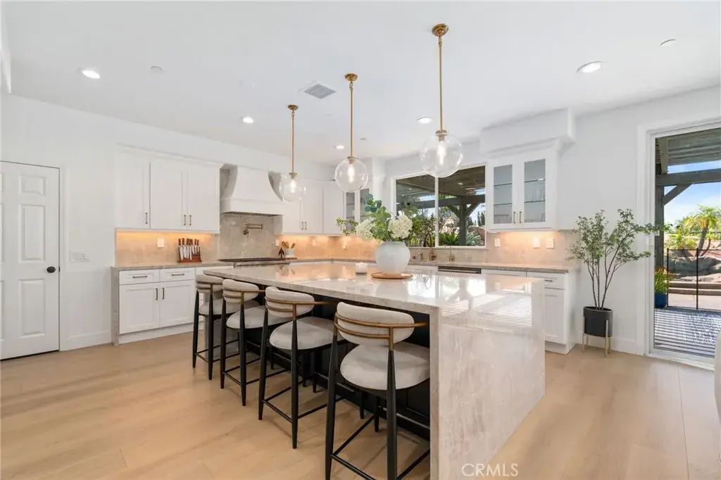 3988 Shady Ridge, Corona