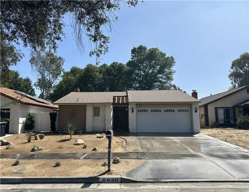 6830 Astoria Drive, Riverside
