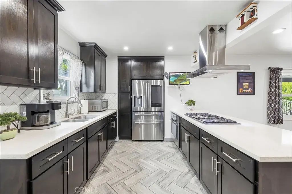 15517 S Denver, Gardena