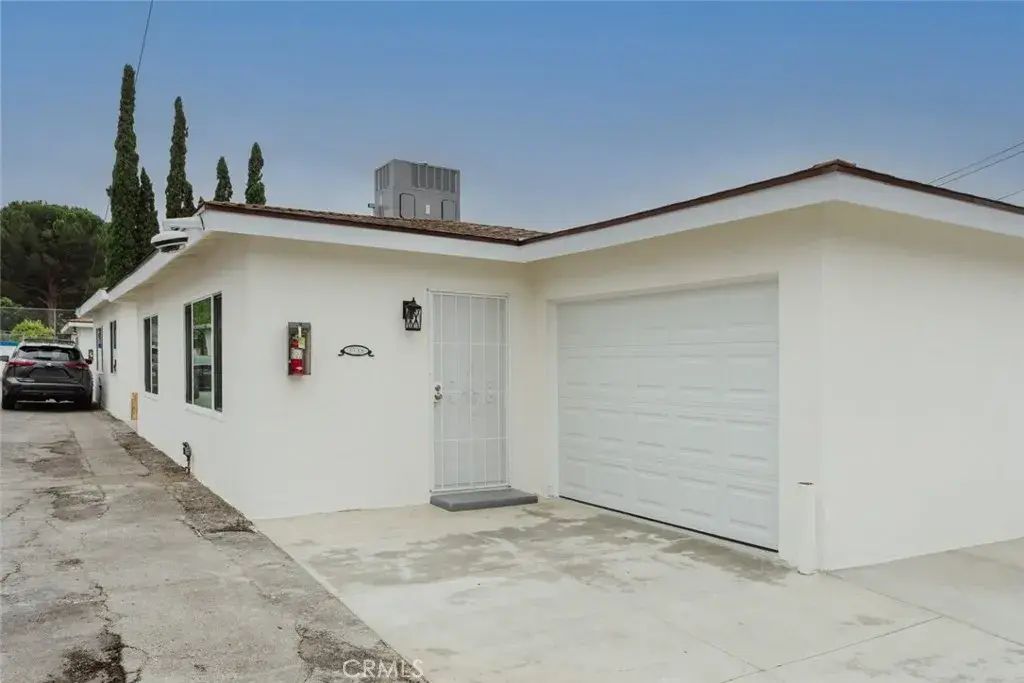 7738 Wyngate, Tujunga