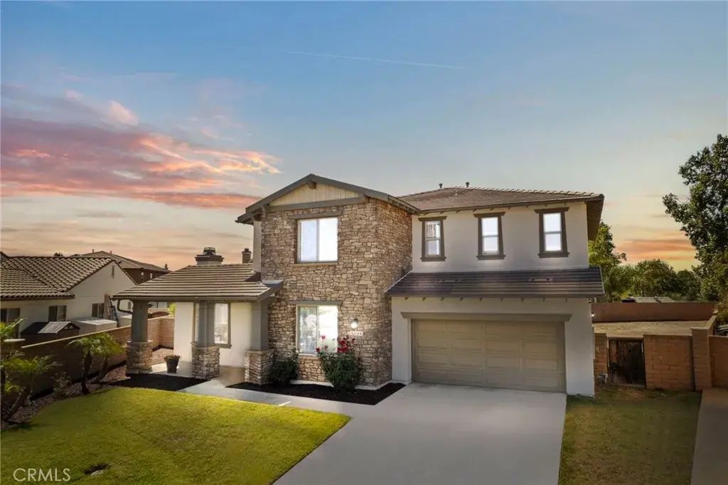 32144 Old Country Court, Winchester
