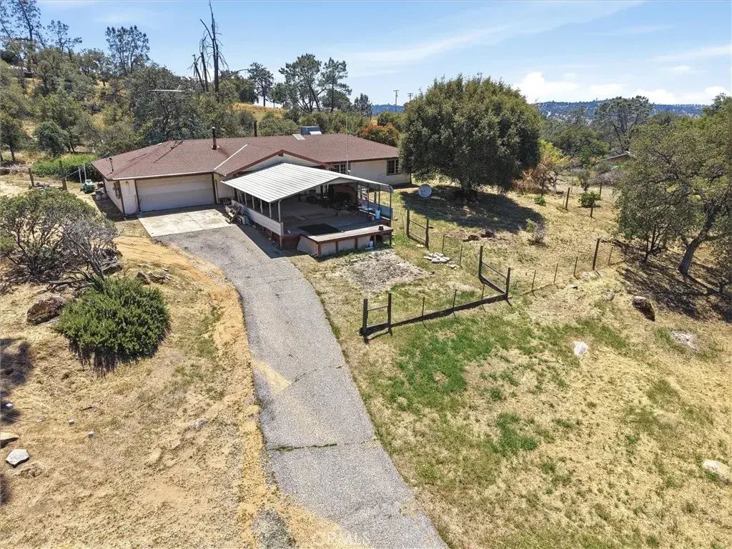 37494 Eagle, Raymond