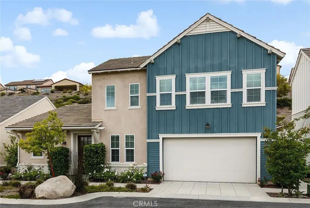 18728 Seville Way, Canyon Country