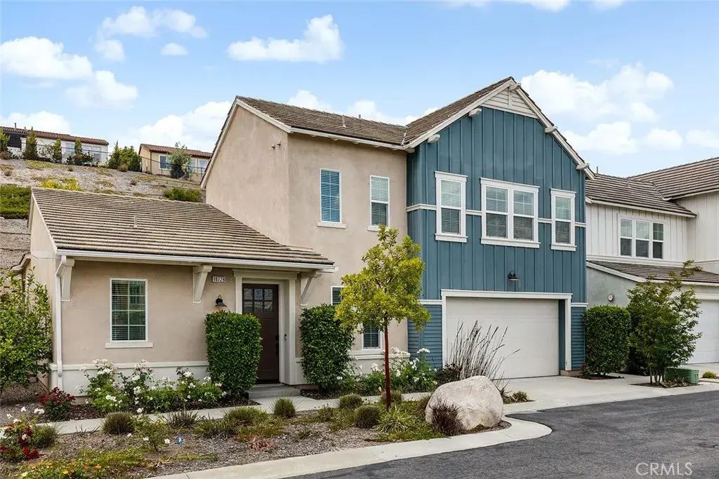 18728 Seville Way, Canyon Country
