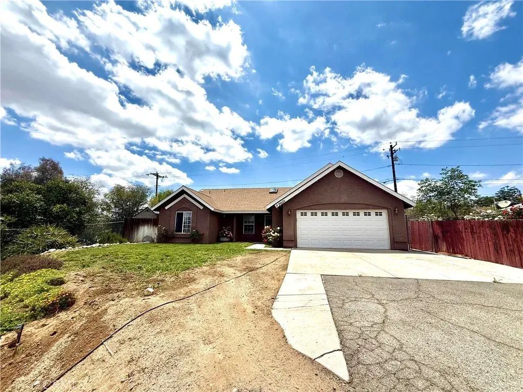 29525 Platino, Menifee