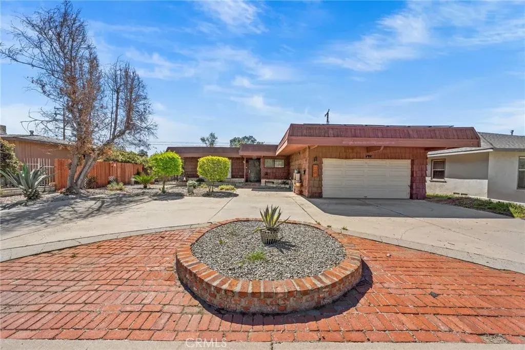 579 E 40th, San Bernardino