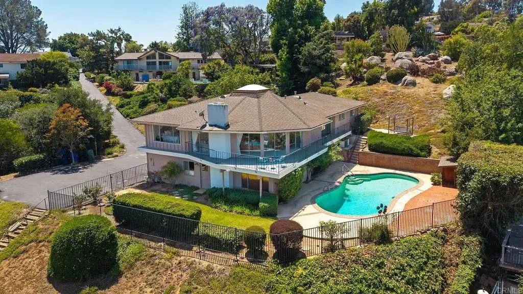11238 Rolling Hills Dr, El Cajon