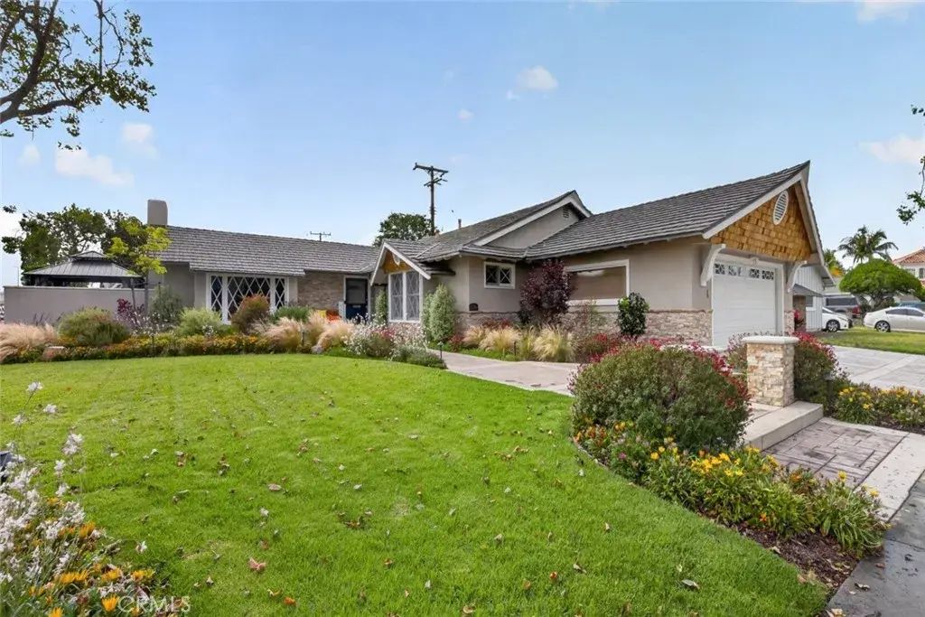 3342 Hillrose Drive, Rossmoor