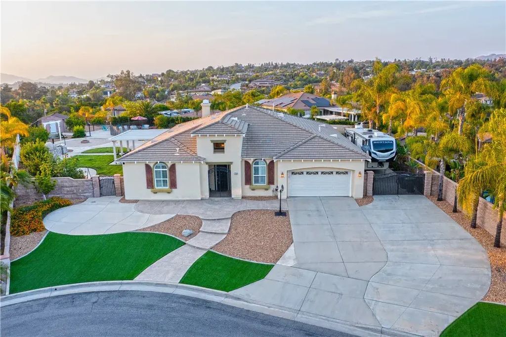 1253 Viento Court, Riverside