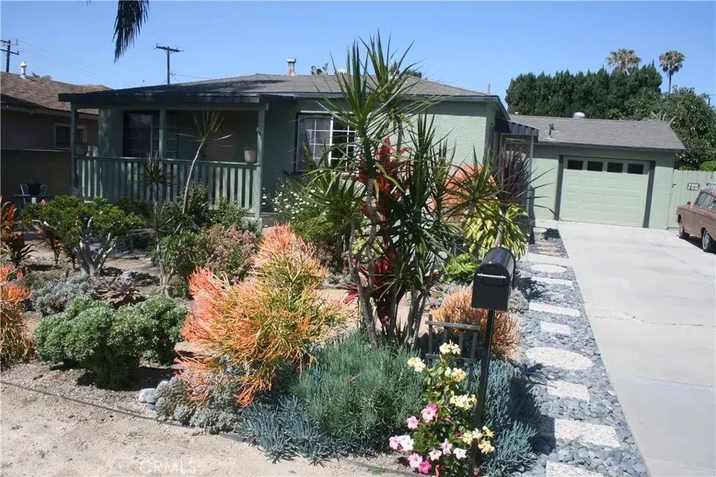 13911 Sherwood, Westminster
