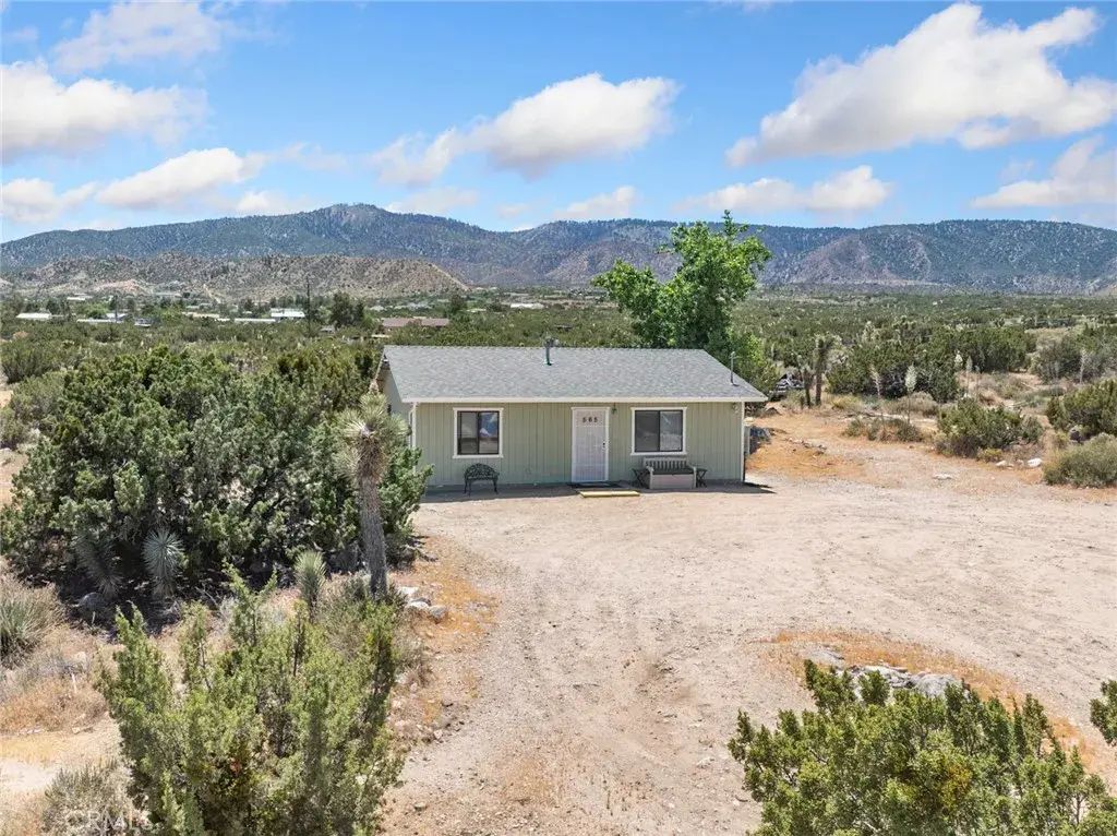 565 Juniper, Pinon Hills