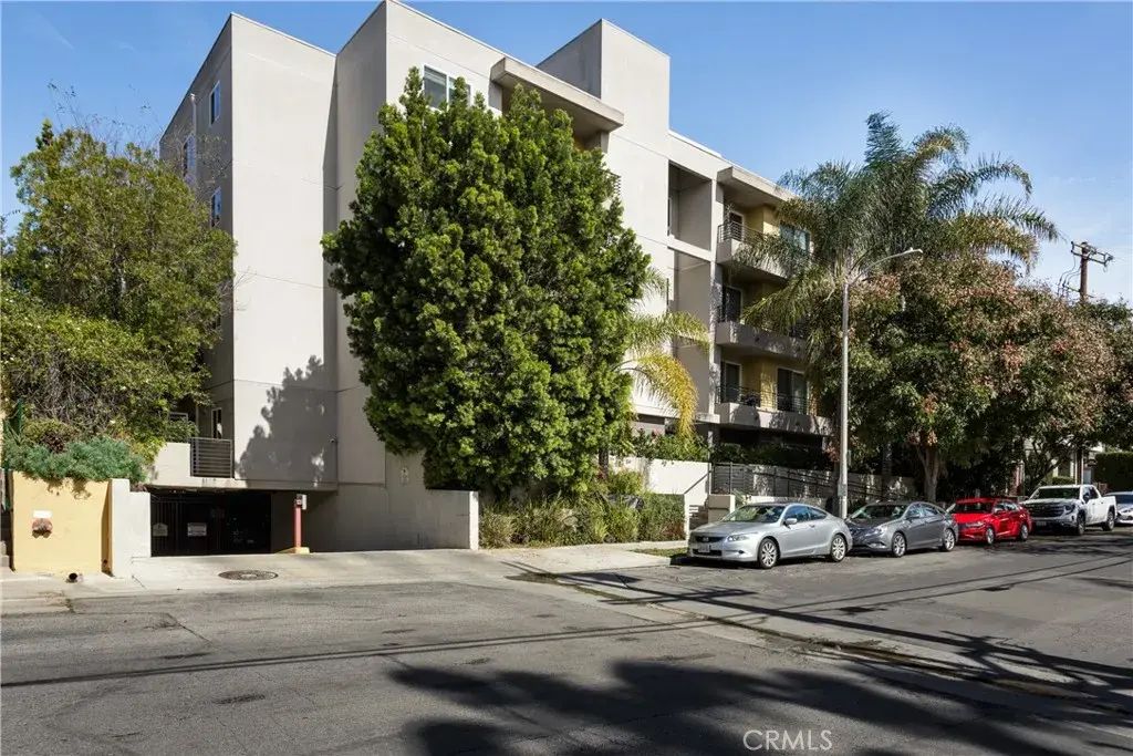11115 Acama 207, Studio City