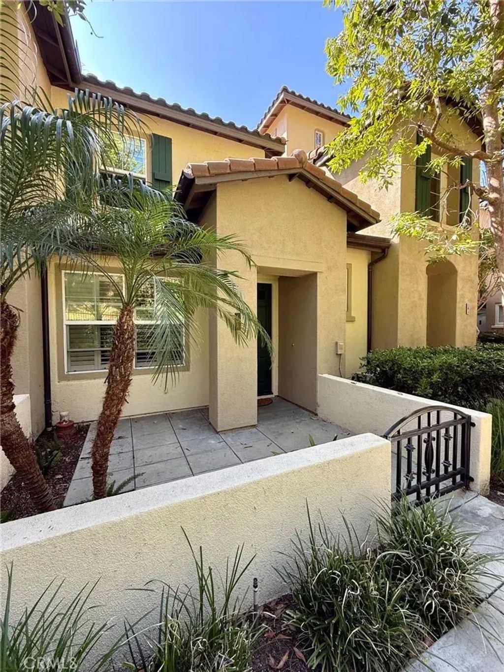 90 Dovetail, Irvine
