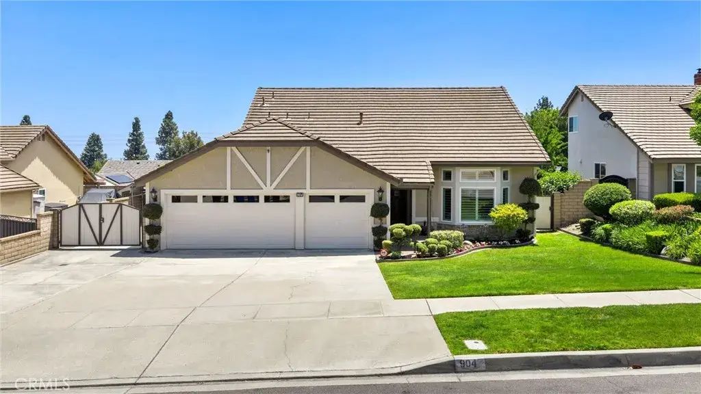 904 Pineridge St, Upland
