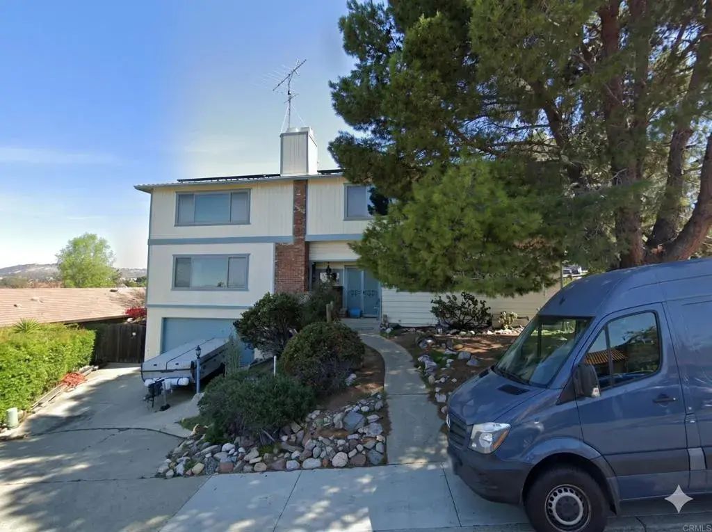 810 Omar Drive, Escondido