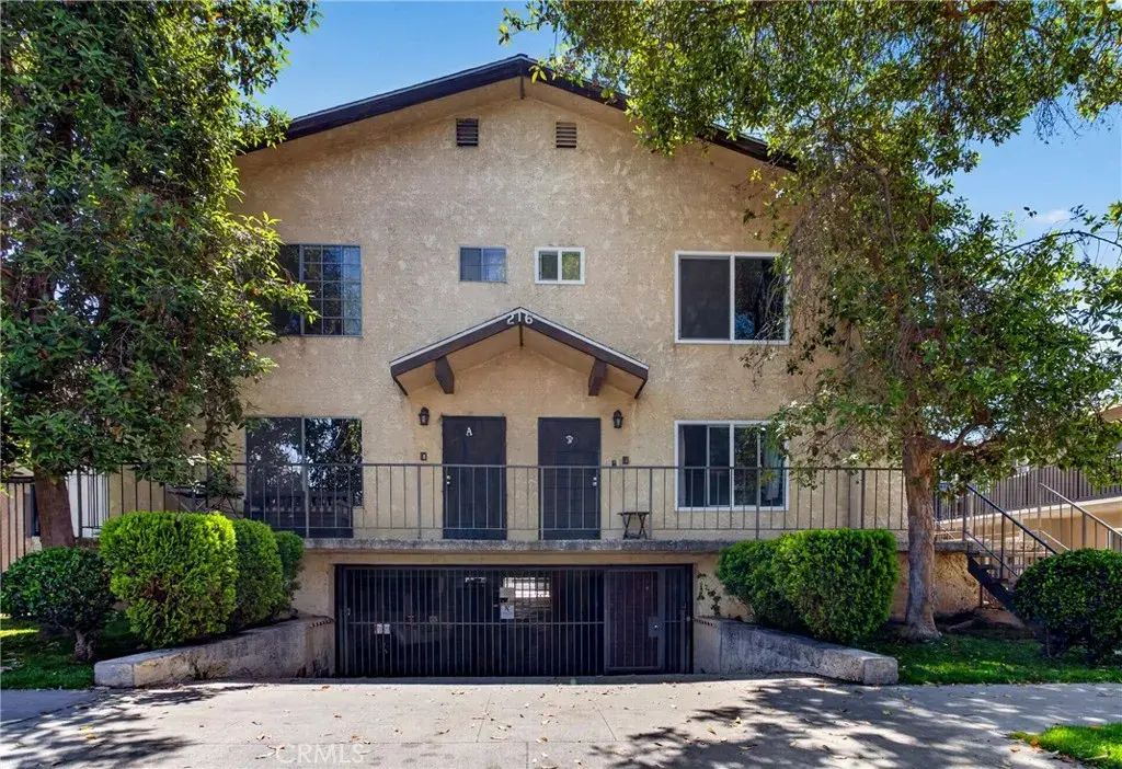 216 W Tujunga A, Burbank