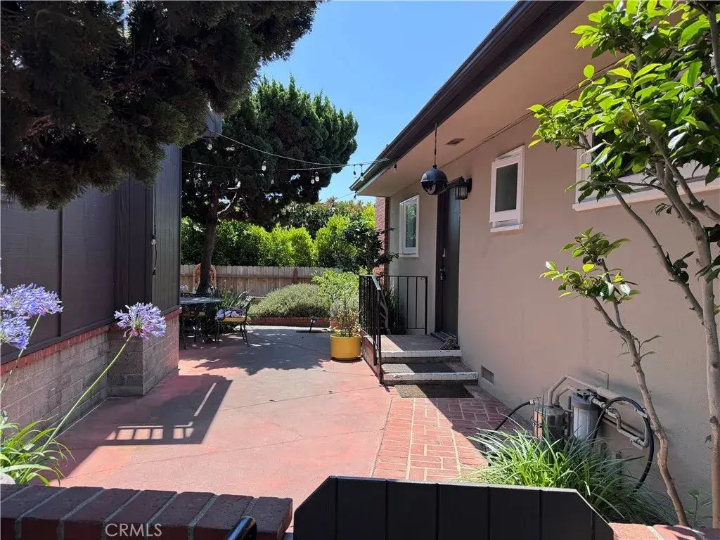 1821 Glenneyre Street, Laguna Beach