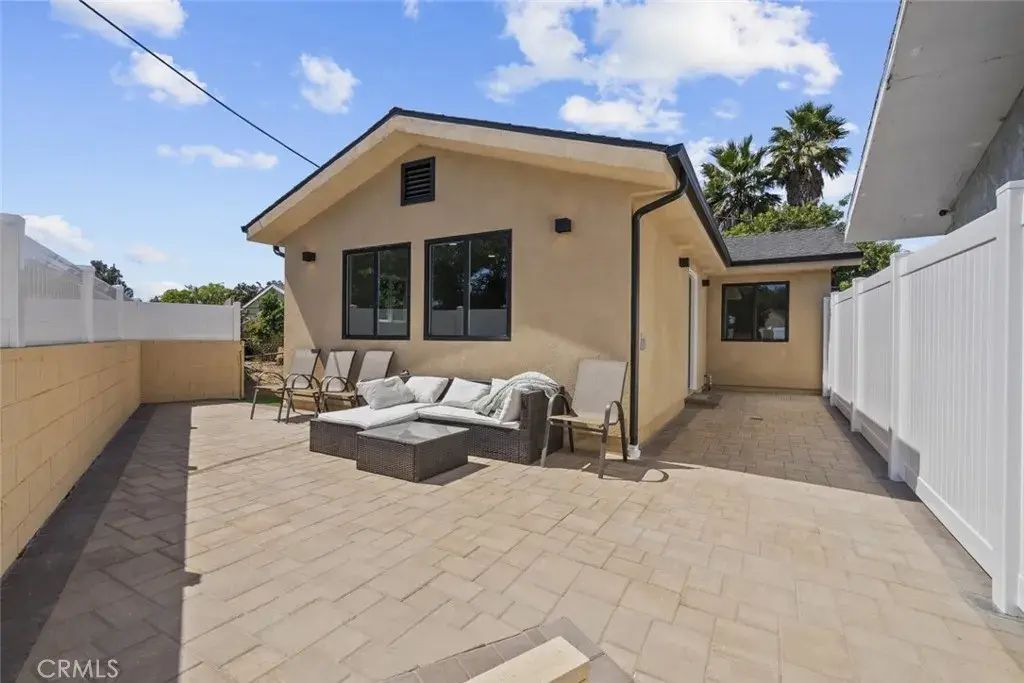 8051 Lullaby Lane, Panorama City