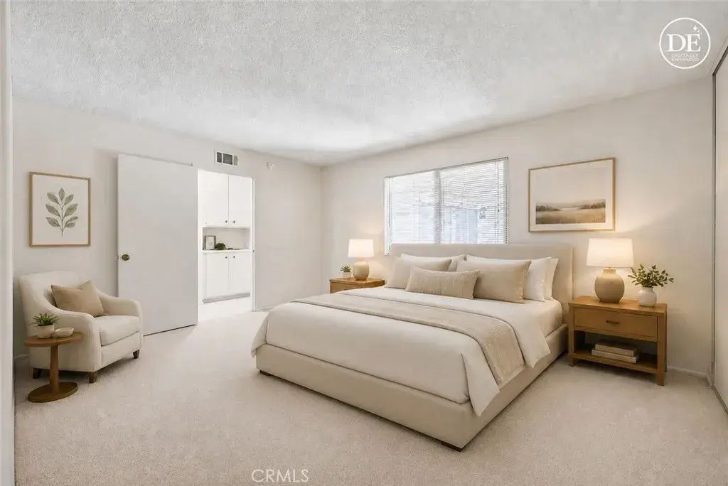 13219 Village 13, Camarillo
