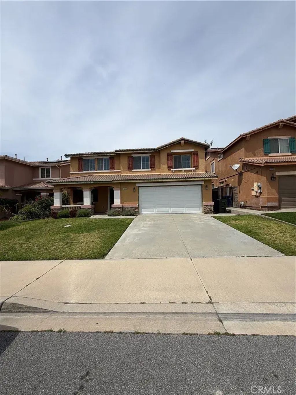 7262 Magnolia, Fontana