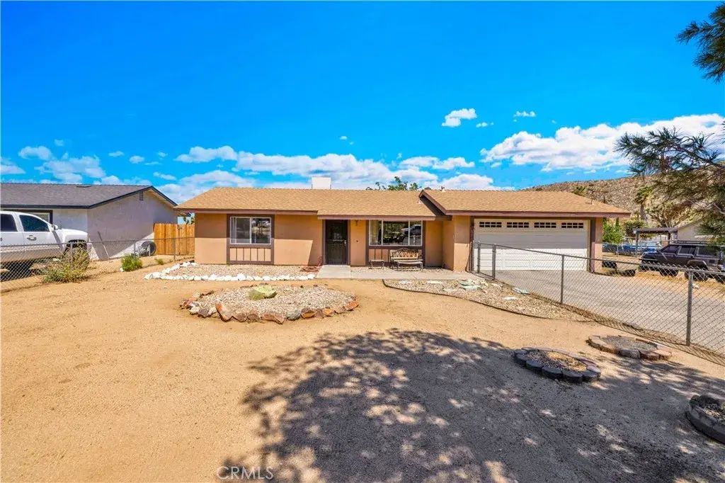 7817 Valley Vista Avenue, Yucca Valley