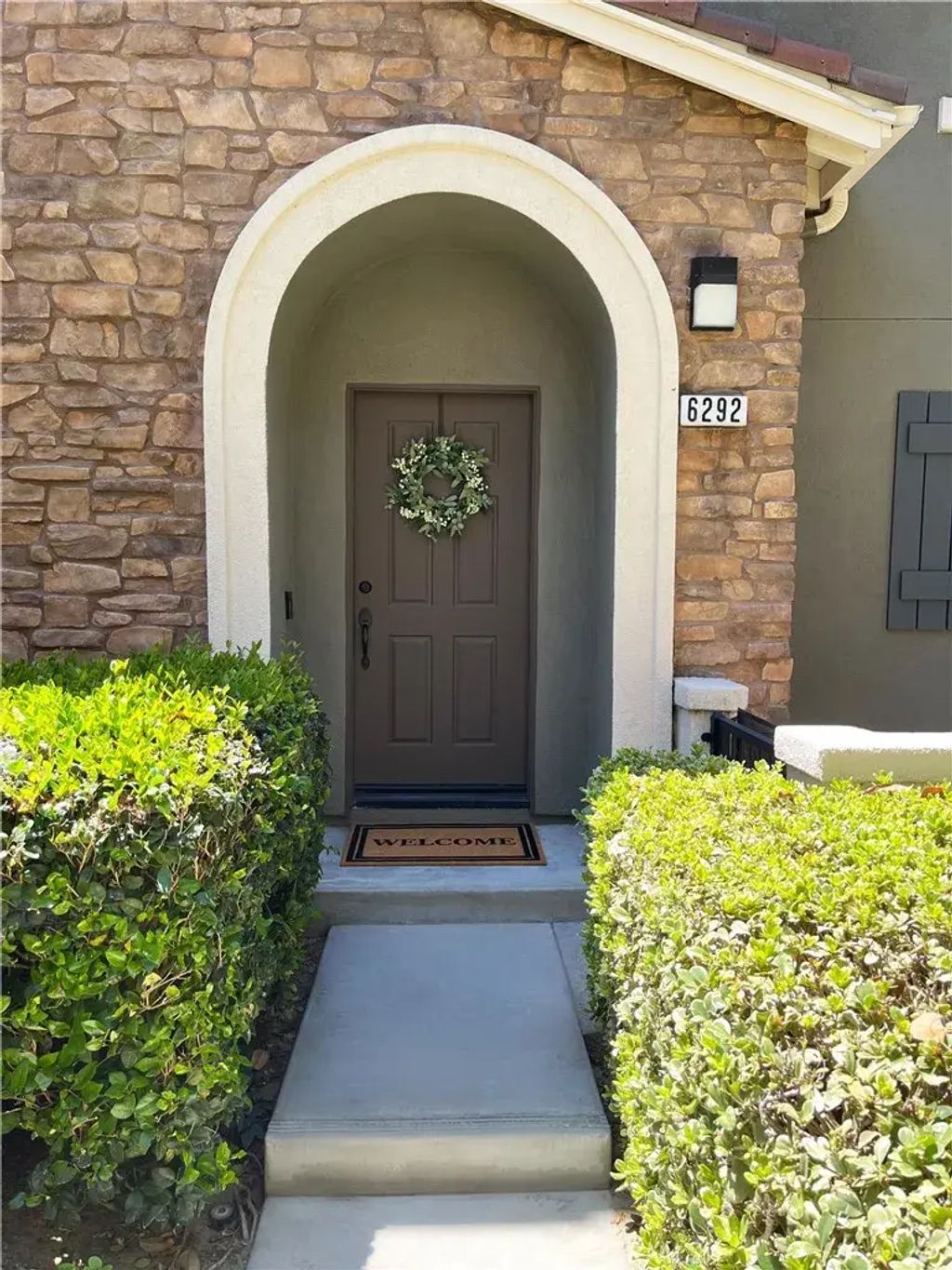 6292 Montedor, Eastvale