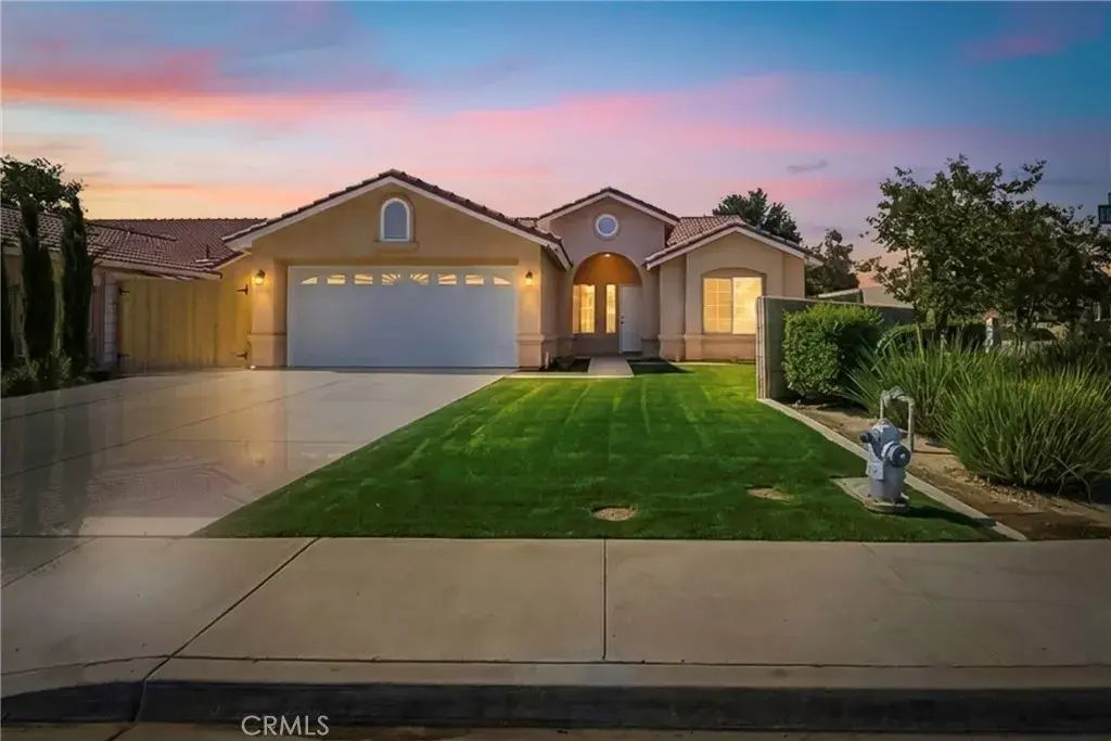 3217 Sierra Meadows, Bakersfield