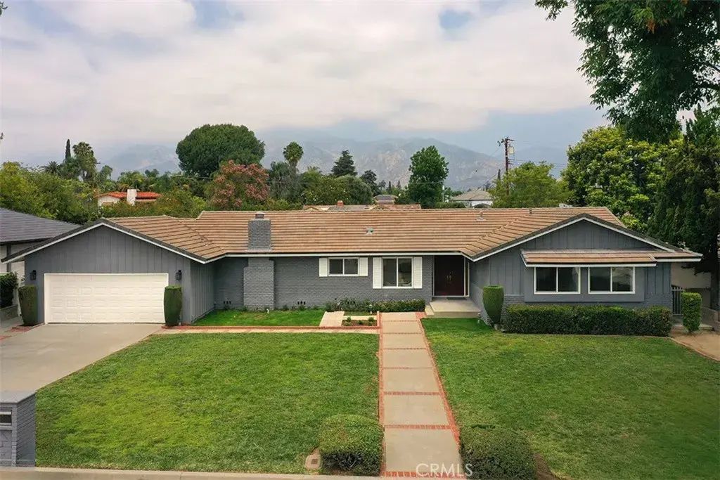 255 Sharon, Arcadia