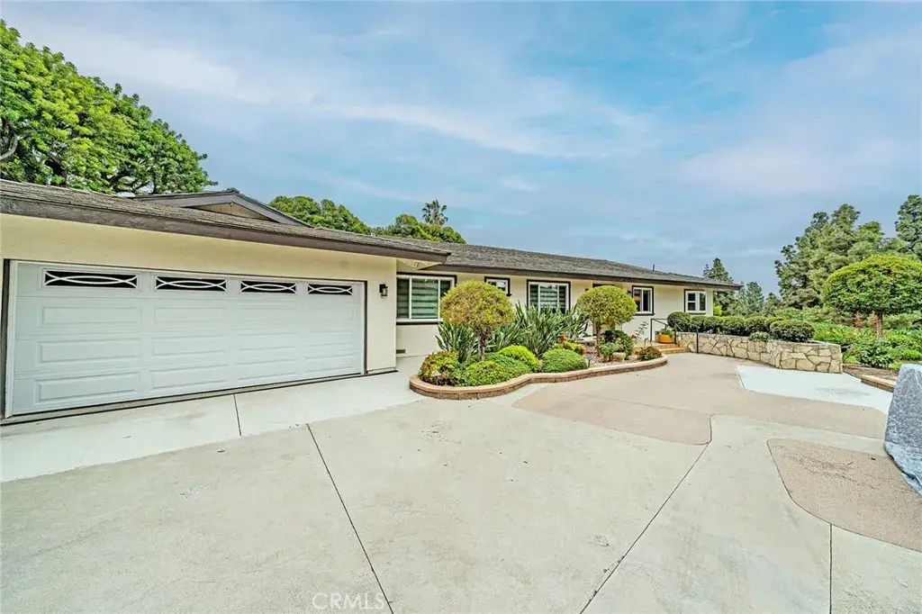 2220 Jose, Fullerton
