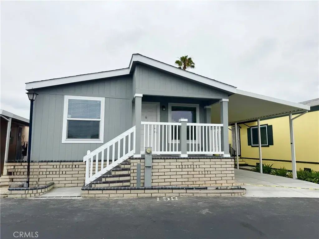 2717 Arrow 158, La Verne