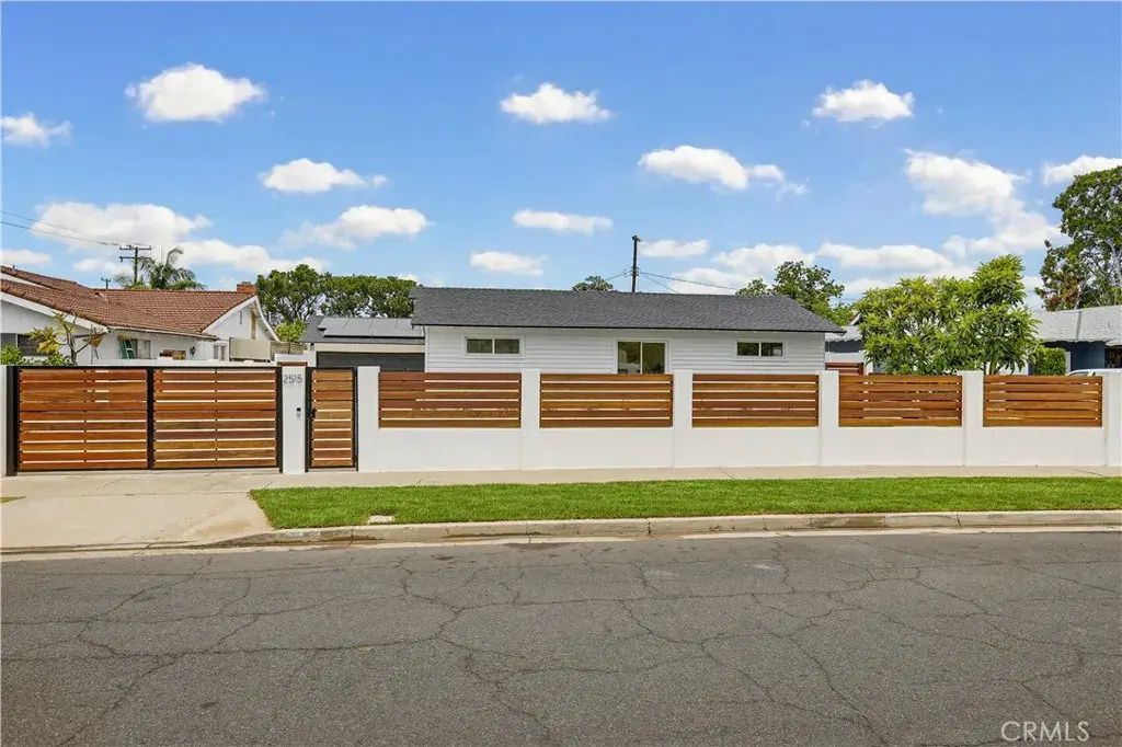 2515 E Orange Grove, Orange