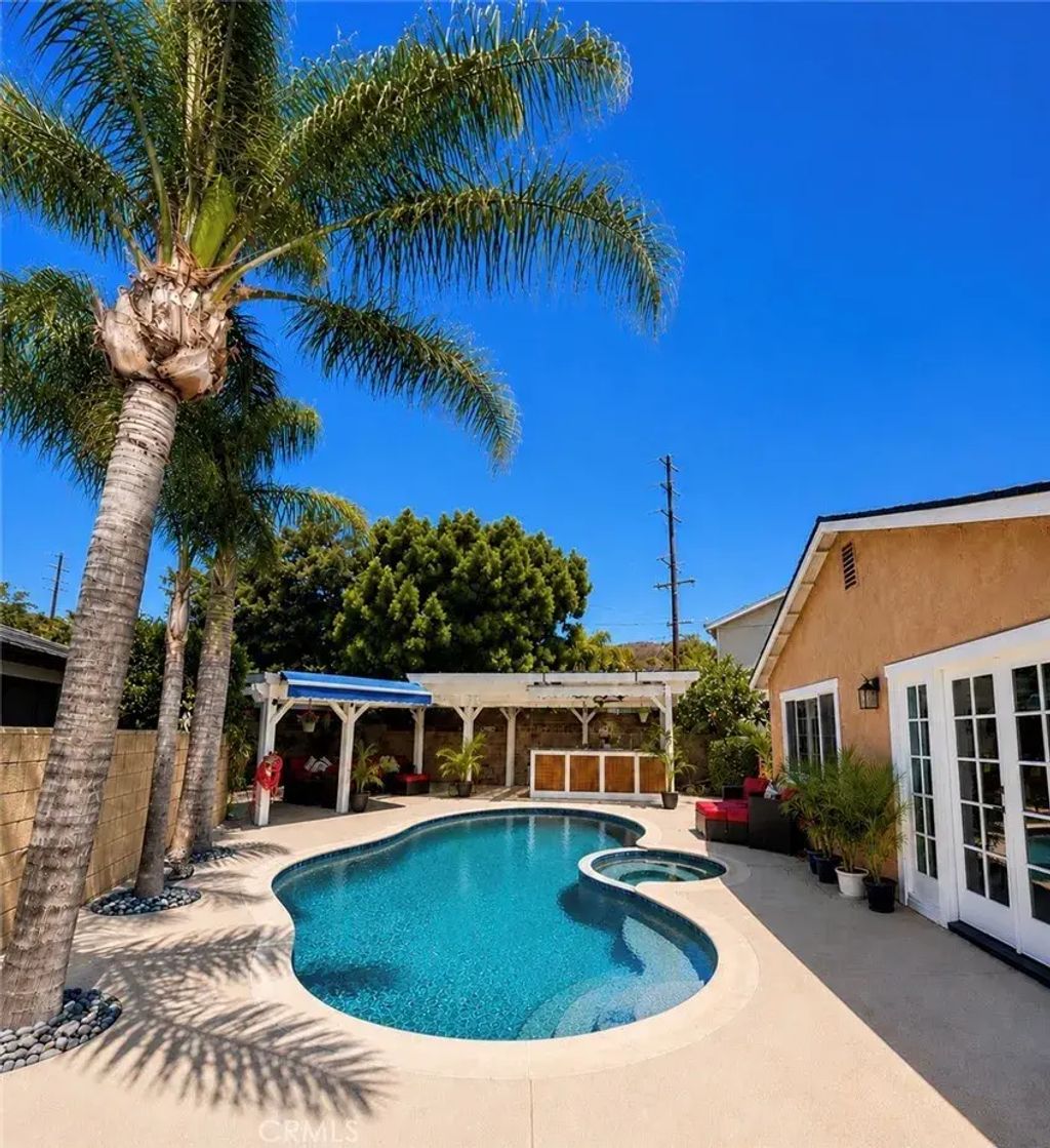21104 Rosedell Drive, Saugus