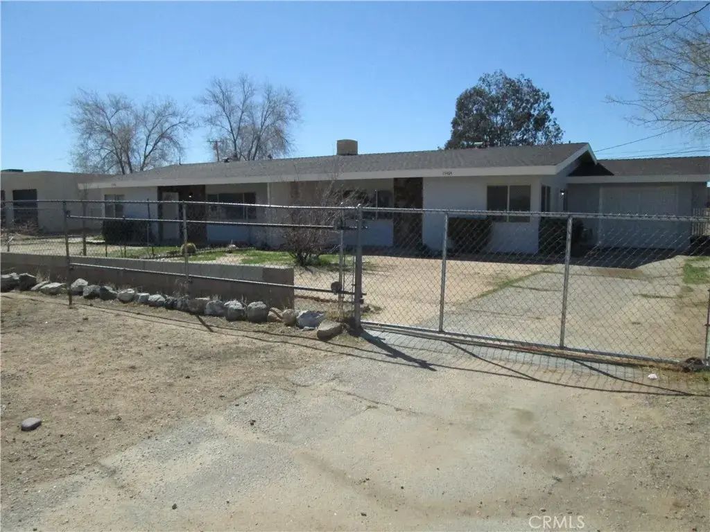 13464 Mohawk Road, Apple Valley