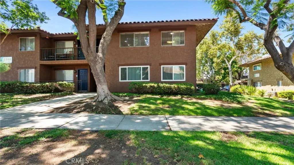 1598 Border Avenue H, Corona