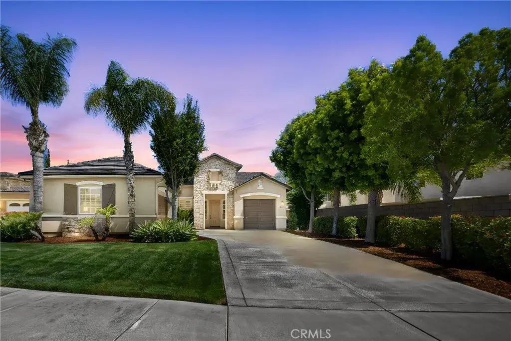 31052 Pinon Pine, Winchester