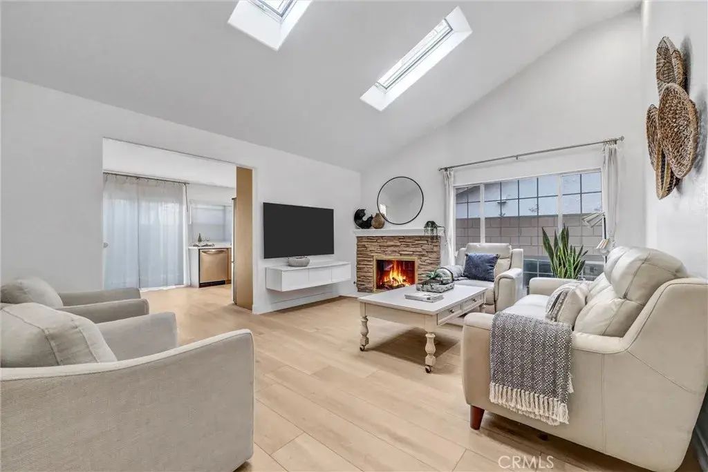 4940 E Budlong Street, Anaheim Hills