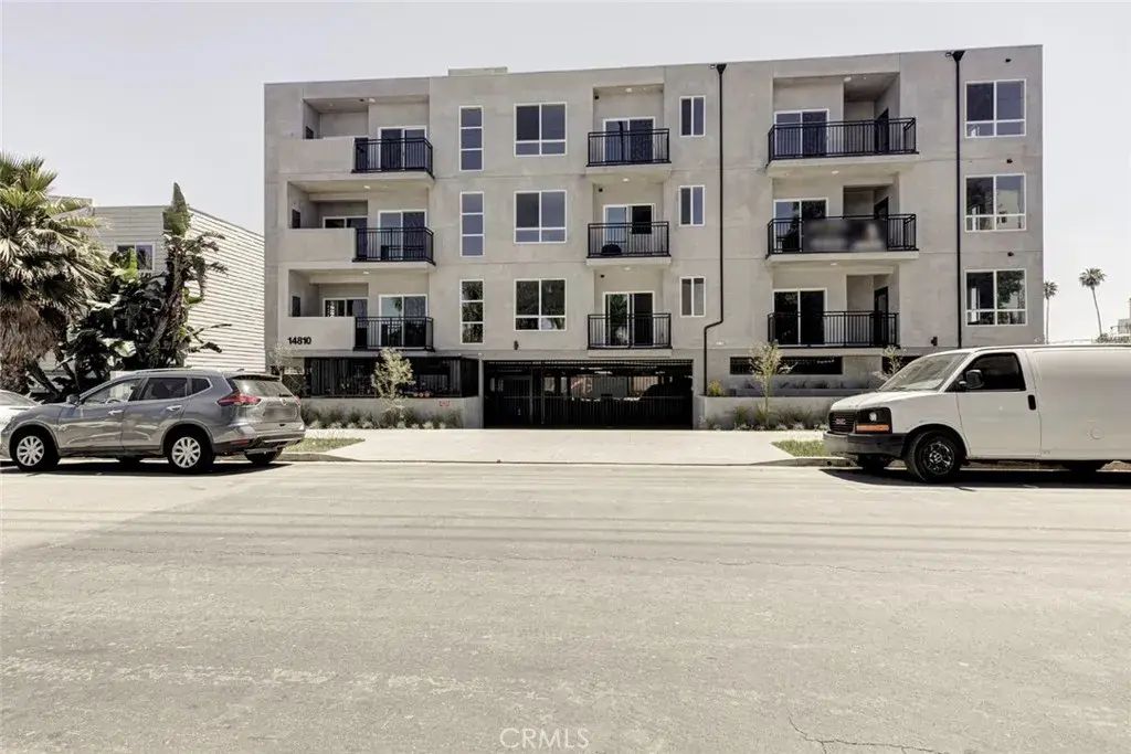 14810 Delano Street 403, Van Nuys