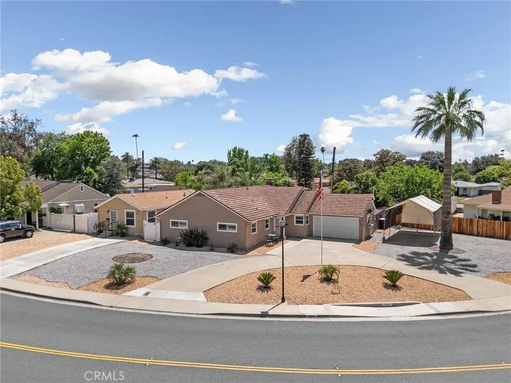 3540 Nelson, Riverside