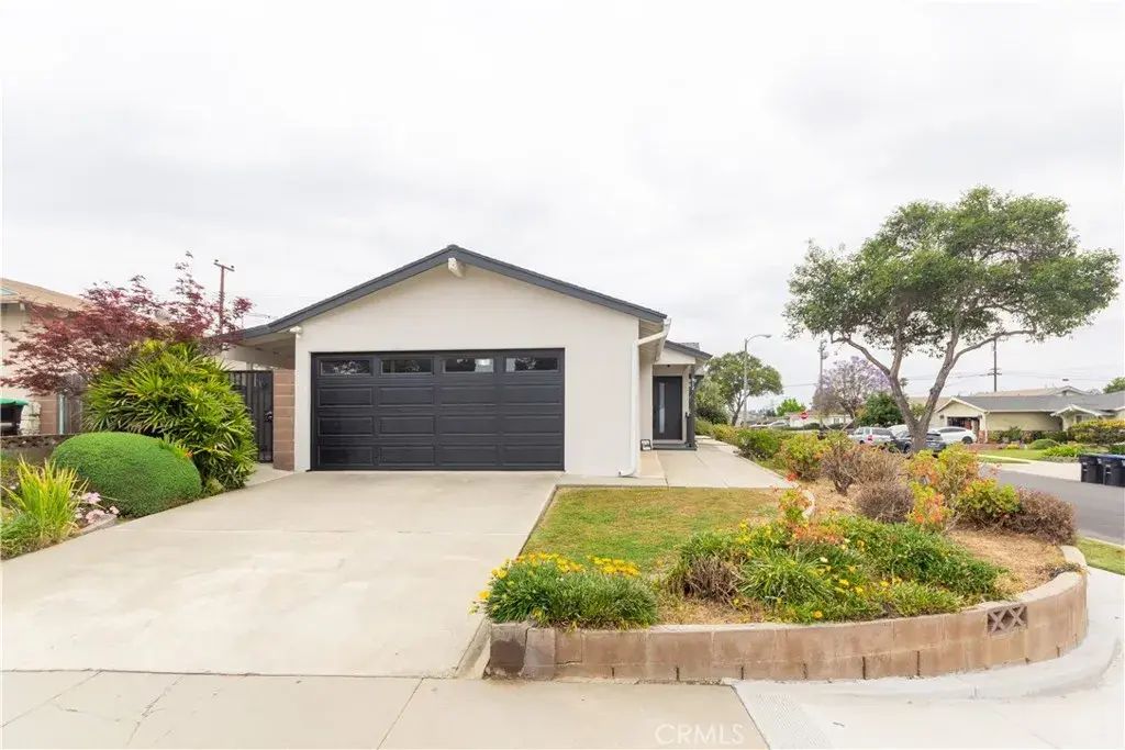 912 San Patricio, Monterey Park